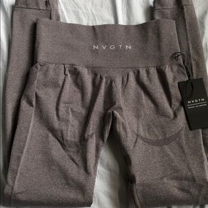 NWT NVGTN contour leggings